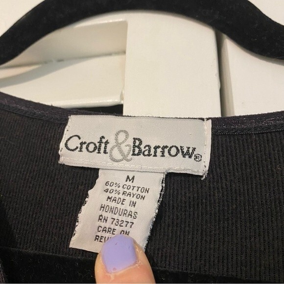 Croft & Barrow Size Medium Ribbed Basic Black Minimalist Short Sleeve Shirt - Picture 3 of 5